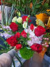 Load image into Gallery viewer, Deep Love (size option) *bouquet* reds+pinks