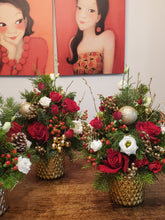 Load image into Gallery viewer, Floral Christmas Tree (Colour options)