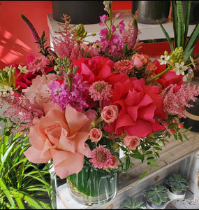 All that pinks (size option) *vase arrangement*